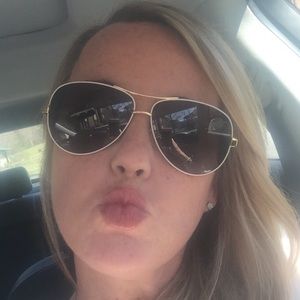 Meet your Posher, Krissy